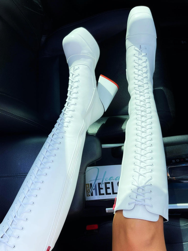 Heart On Ice Boots- White - Head Over Heels: All In One Boutique