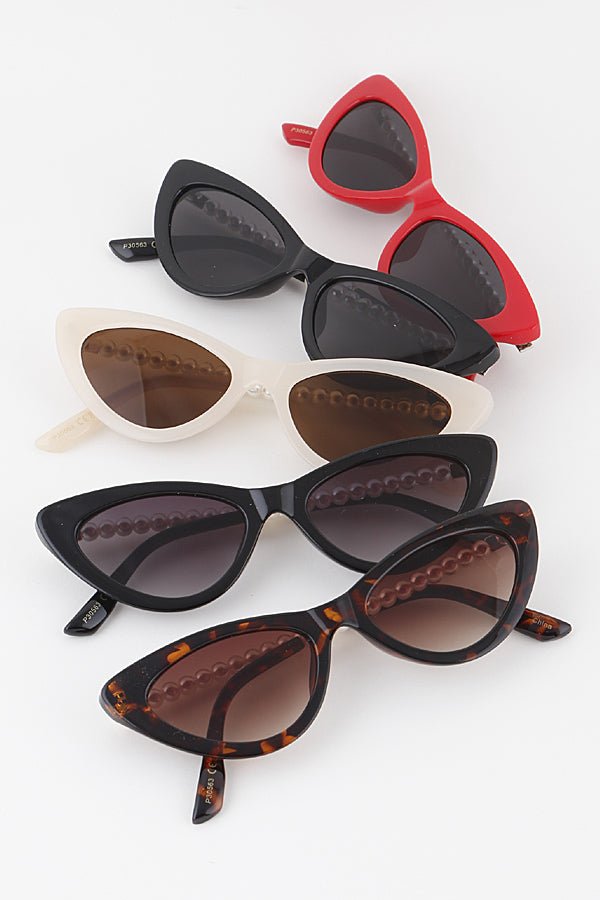 Marilyn Shades - Head Over Heels: All In One Boutique